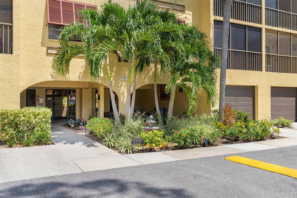 5775 PARK STREET N UNIT 411