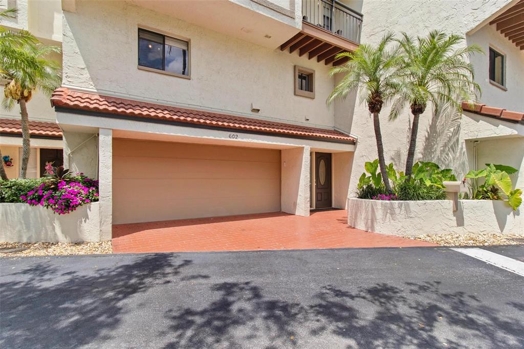 240 WINDWARD PASSAGE UNIT 602