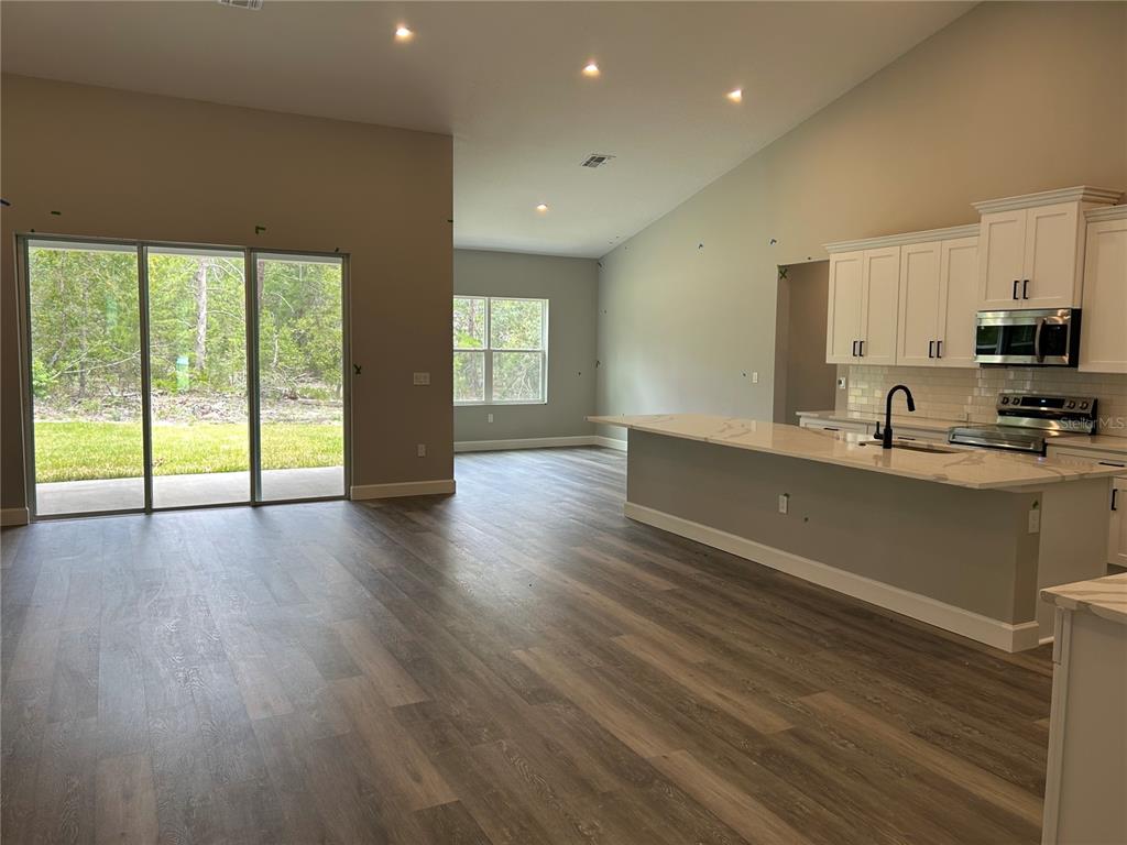 4037 W PINTO LOOP, BEVERLY HILLS, FL — photo 4 of 22