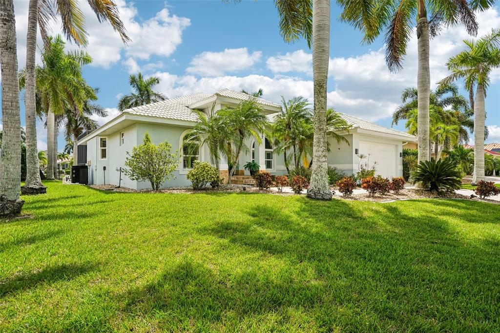 1217 SEA BREEZE COURT, PUNTA GORDA, FL — photo 5 of 30