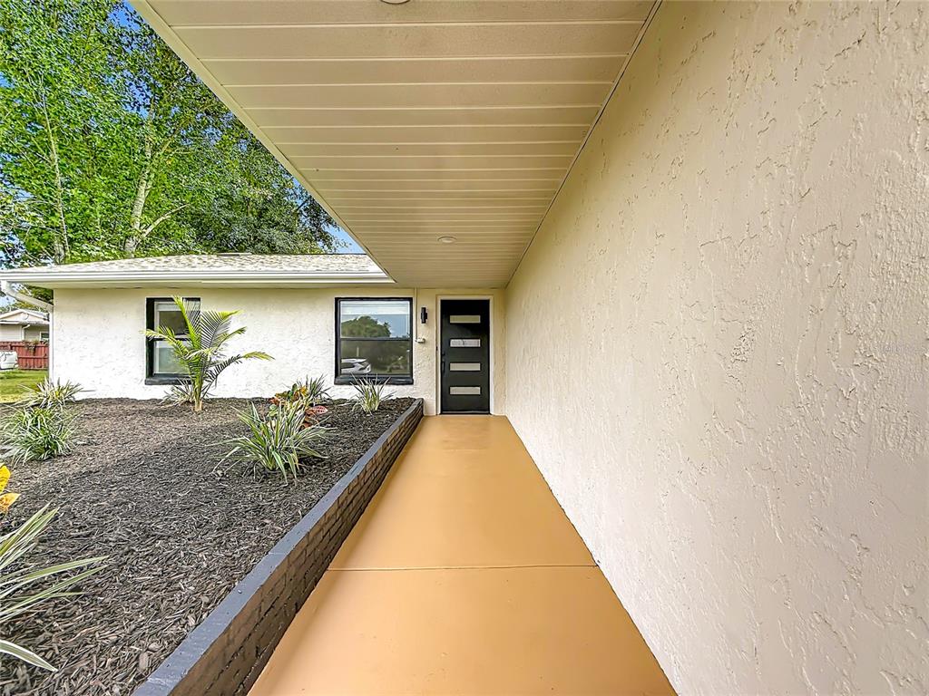 13553 SE 39TH TERRACE, SUMMERFIELD, FL — photo 5 of 30