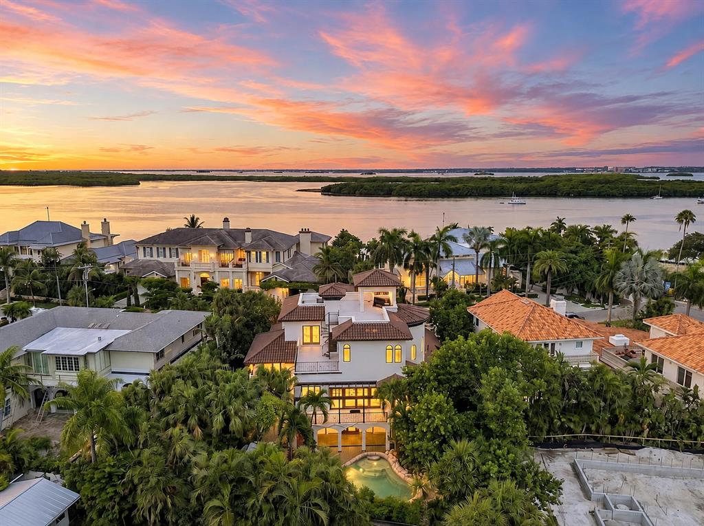 980 BAY ESPLANADE, CLEARWATER, FL — photo 2 of 30
