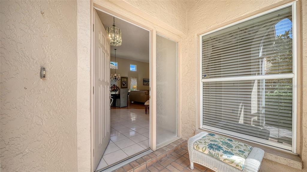 4060 JARDIN LANE, SARASOTA, FL — photo 5 of 30