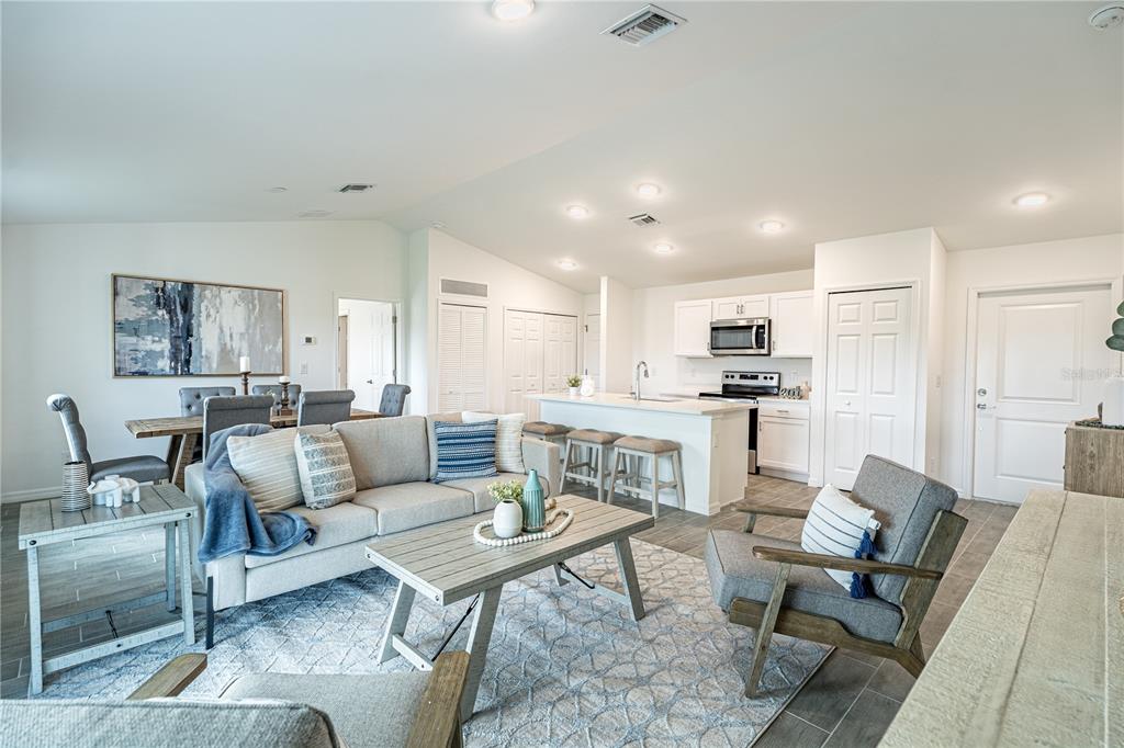 5304 GILLOT BOULEVARD, PORT CHARLOTTE, FL — photo 3 of 9