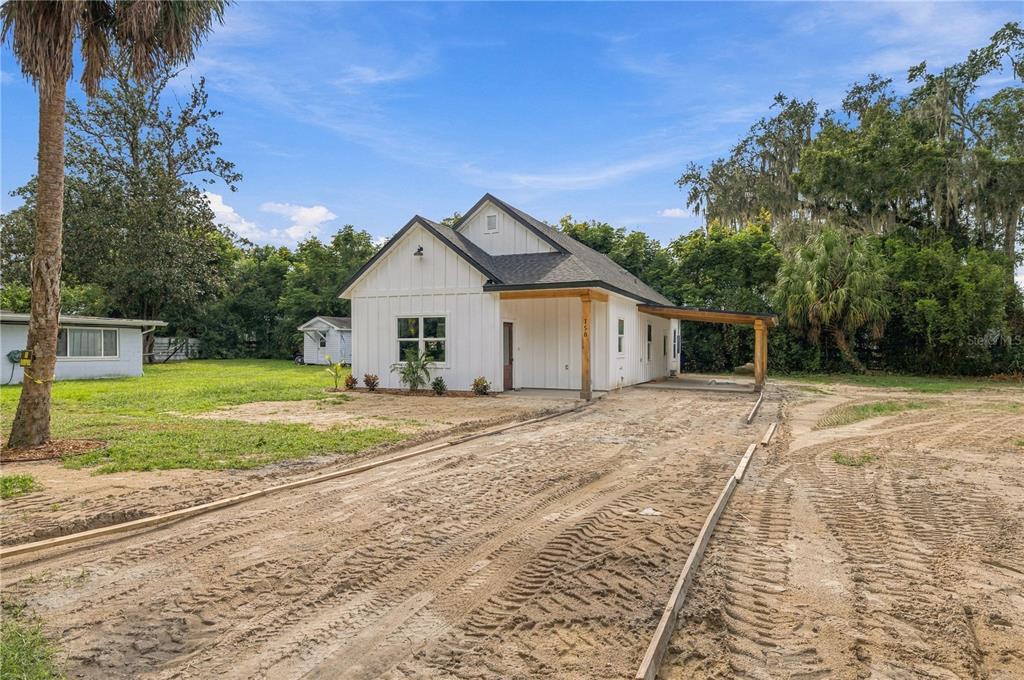 150 NW 2ND STREET, WILLISTON, FL — photo 2 of 23