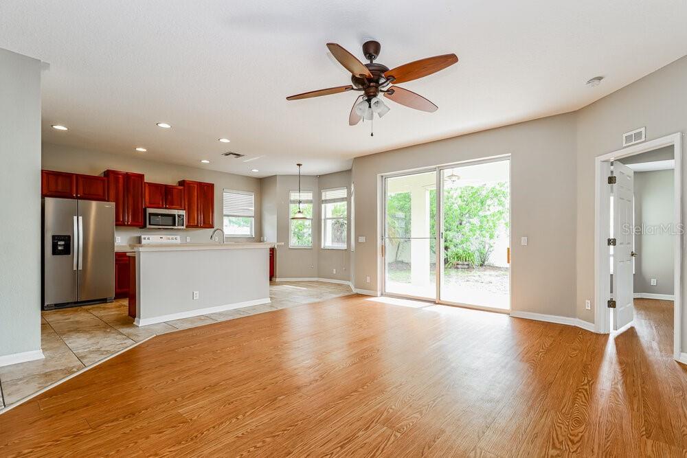 806 15TH STREET NE, RUSKIN, FL — photo 5 of 17