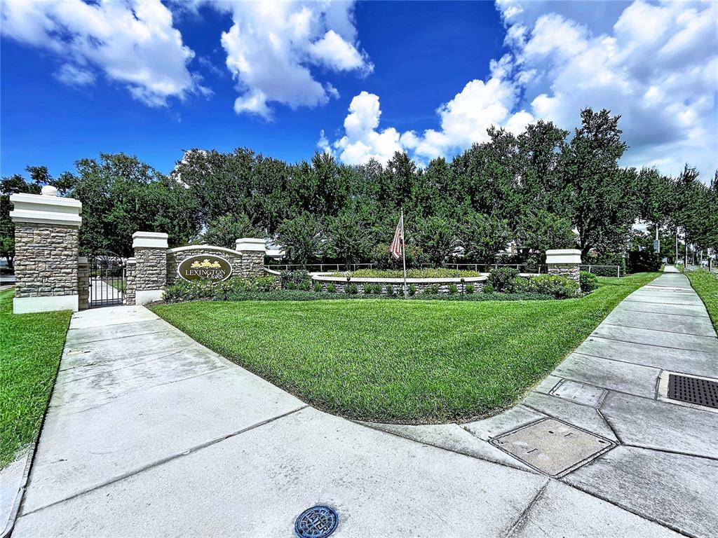 5605 CANNONADE DRIVE, WESLEY CHAPEL, FL — photo 3 of 30