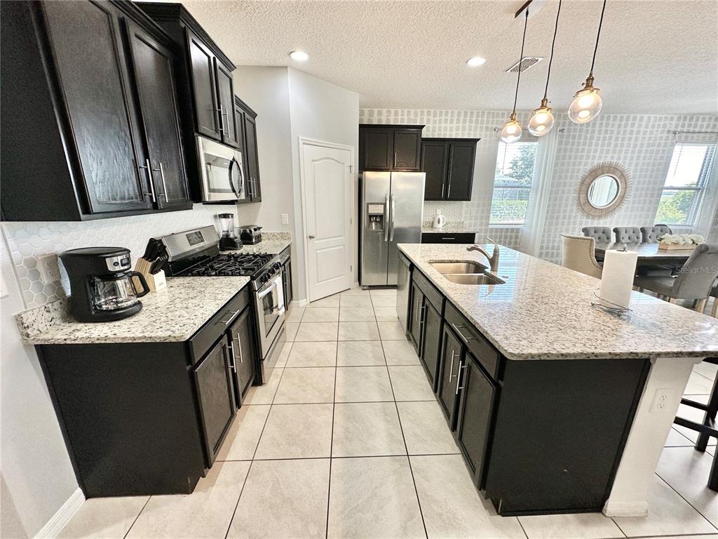 8043 OAK SHADOW COURT, DAVENPORT, FL — photo 4 of 30