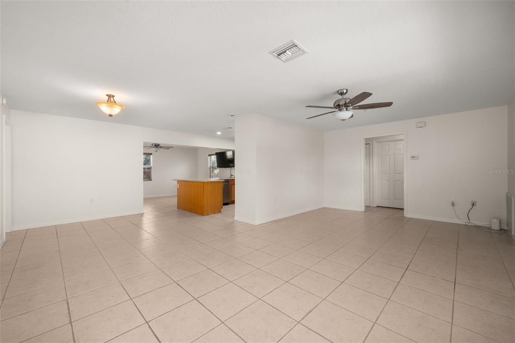 123 SWALLOW AVENUE, SEBRING, FL — photo 2 of 30