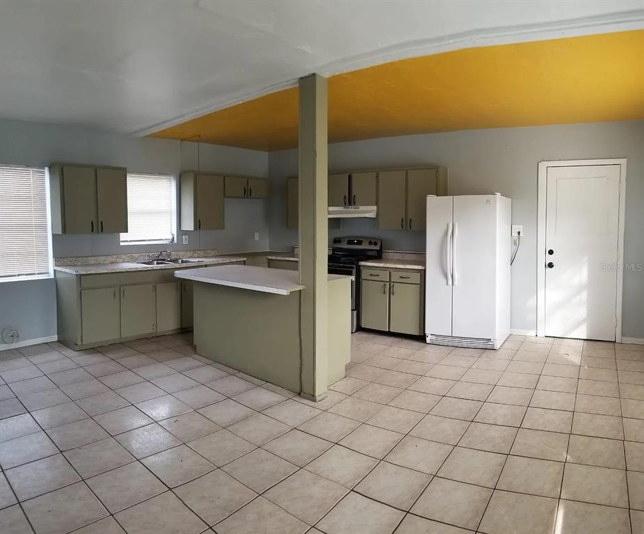 2501 N 54TH STREET, TAMPA, FL — photo 3 of 6