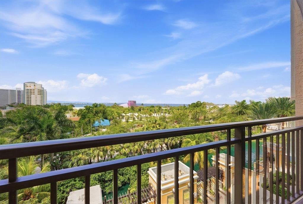 750 N TAMIAMI TRAIL UNIT 517