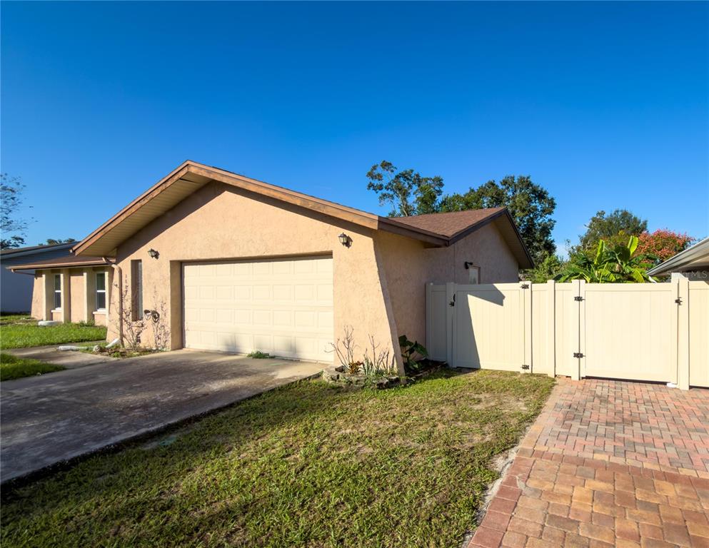 1804 ORANGE HILL DRIVE, BRANDON, FL — photo 3 of 34