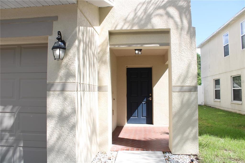 7840 CARRIAGE POINTE DRIVE, GIBSONTON, FL — photo 2 of 30