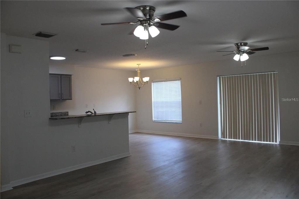 7840 CARRIAGE POINTE DRIVE, GIBSONTON, FL — photo 5 of 30