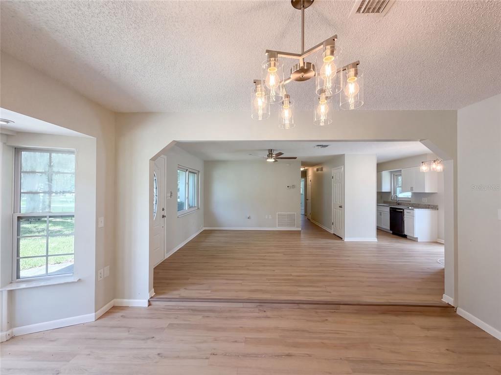 4536 EAGLES NEST ROAD, FRUITLAND PARK, FL — photo 3 of 23