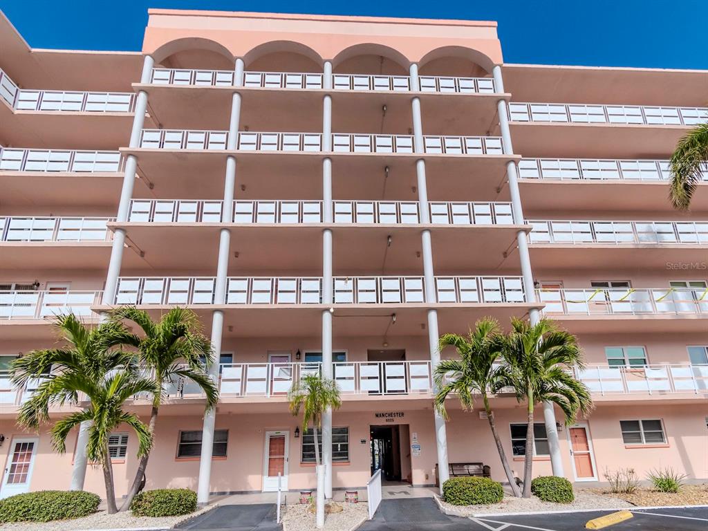 6025 SHORE BOULEVARD S UNIT 611
