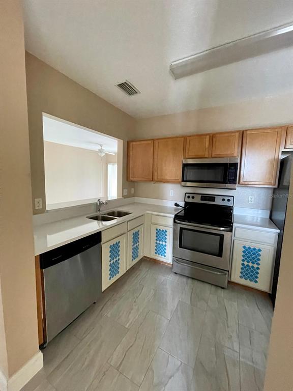 9505 NEWDALE WAY UNIT 201, RIVERVIEW, FL — photo 5 of 19