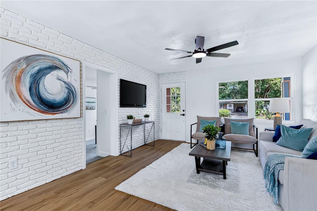 2426 S LAUREL AVENUE, SANFORD, FL — photo 4 of 30