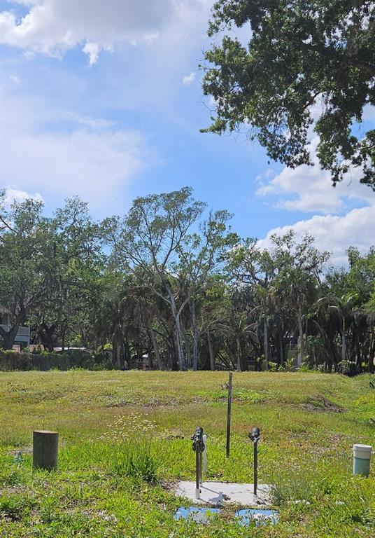 118 18TH STREET E, BRADENTON, FL — photo 3 of 9