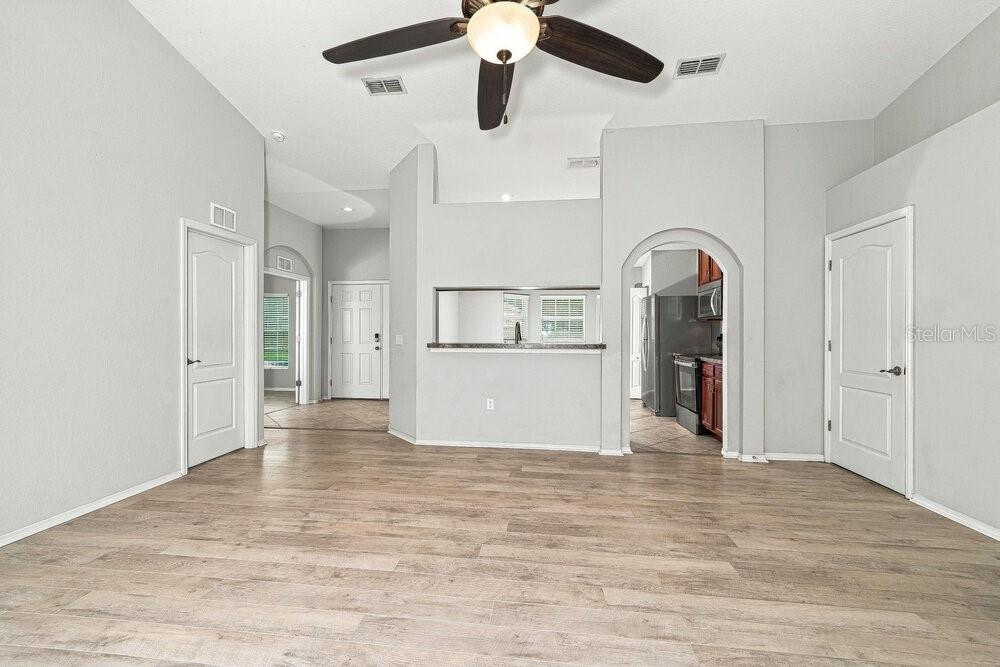 1813 JAMES TOWNE LANE, BARTOW, FL — photo 3 of 16