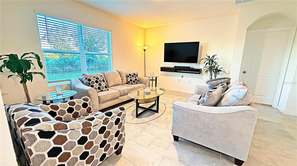 17436 HARVEST MOON WAY, BRADENTON, FL — photo 5 of 11