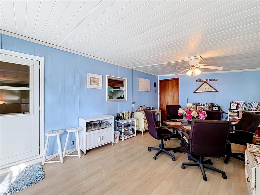 10118 N LAKE DRIVE UNIT 30, LARGO, FL — photo 5 of 30
