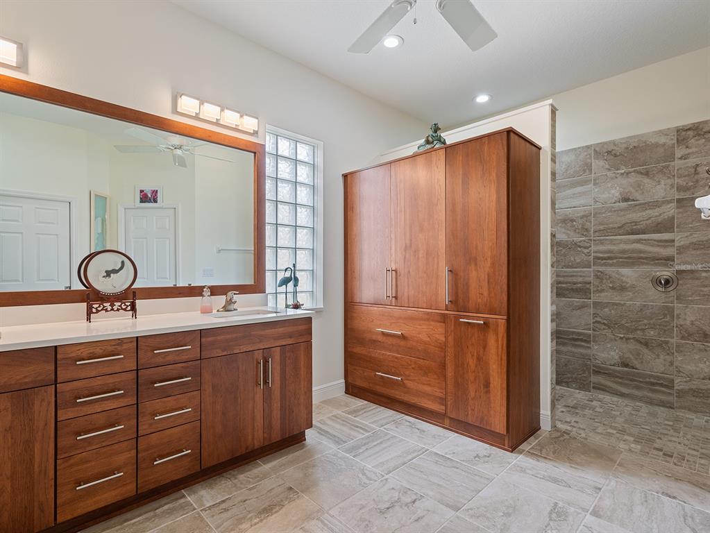 8348 BRIDGEPORT BAY CIRCLE, MOUNT DORA, FL — photo 4 of 30