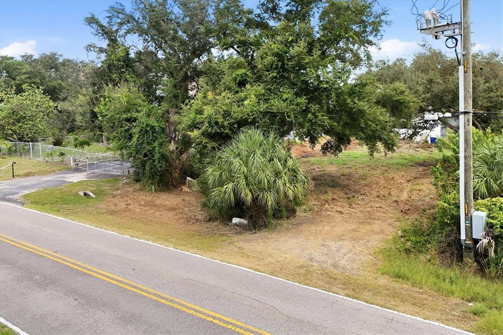 2607 GULF CITY ROAD, RUSKIN, FL — photo 5 of 8