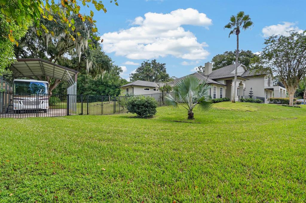 500 LAKE WINNEMISSETT DRIVE, DELAND, FL — photo 2 of 30