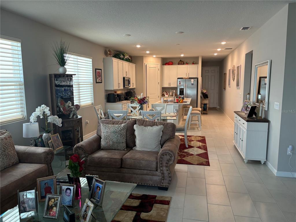 918 HEIRLOOM DRIVE, HAINES CITY, FL — photo 5 of 11