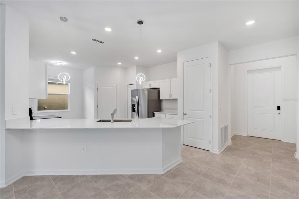 393 KAYDEN COVE, WINTER HAVEN, FL — photo 5 of 35
