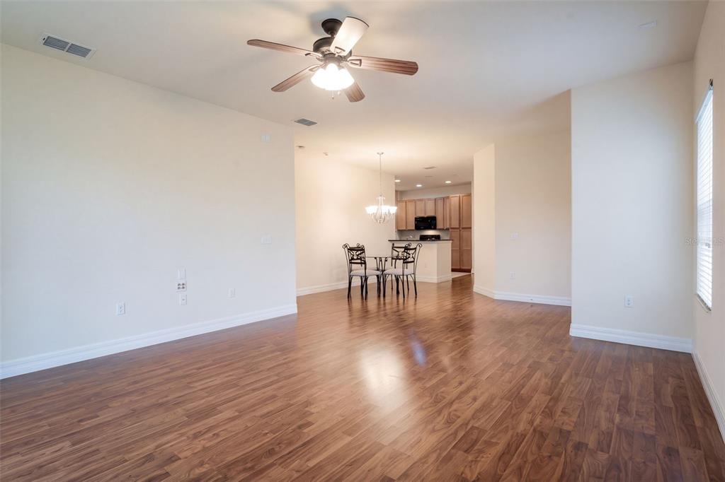 10419 BELFRY CIRCLE, ORLANDO, FL — photo 5 of 43