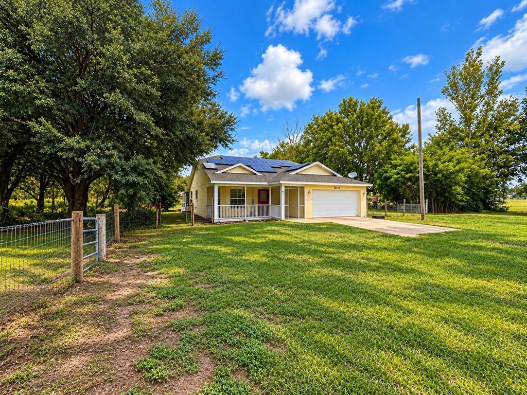 26143 LAMBETH ROAD, BROOKSVILLE, FL — photo 4 of 30