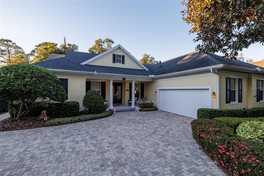 312 W LAKE VICTORIA CIRCLE