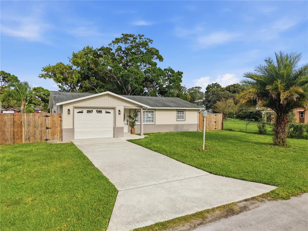 16134 BLACKBEARD LN, HUDSON, FL — photo 2 of 30