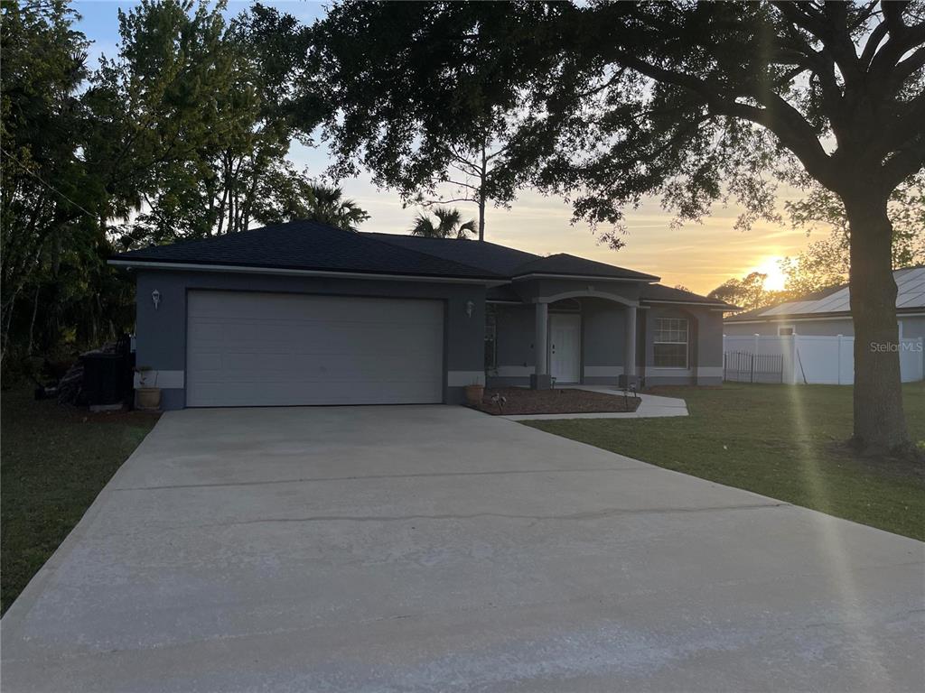 10 PINETREE DRIVE