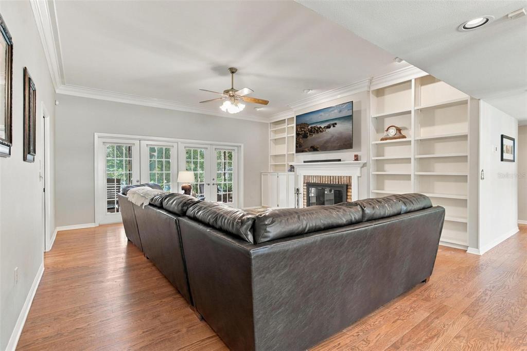 8732 SPRING COURT, LEESBURG, FL — photo 3 of 30