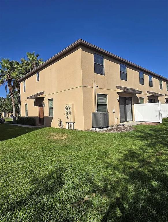 10259 VILLA PALAZZO COURT, TAMPA, FL — photo 3 of 30