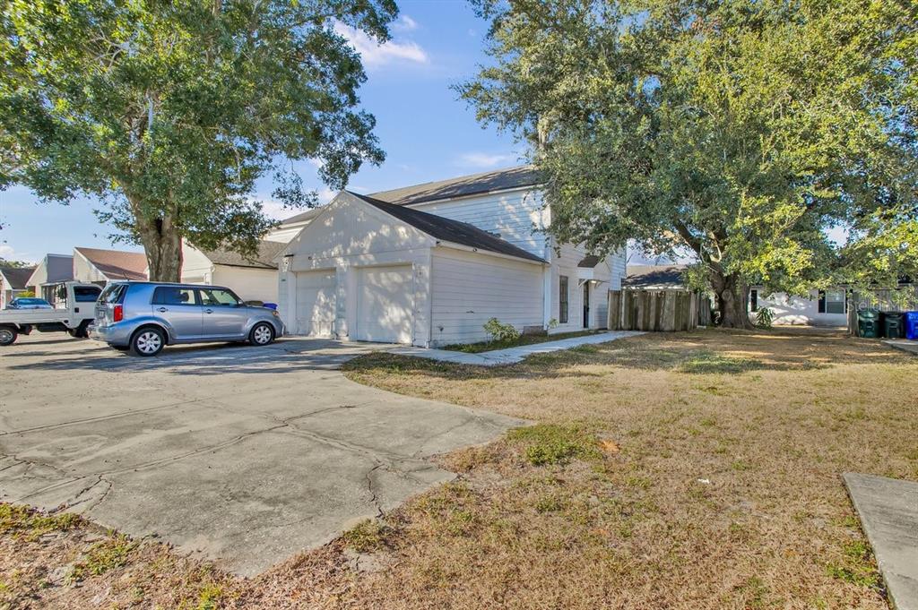 1817 CRYSTAL GROVE DRIVE