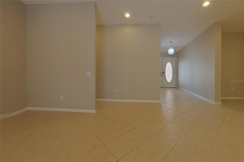 14980 CROWN DRIVE, LARGO, FL — photo 2 of 22