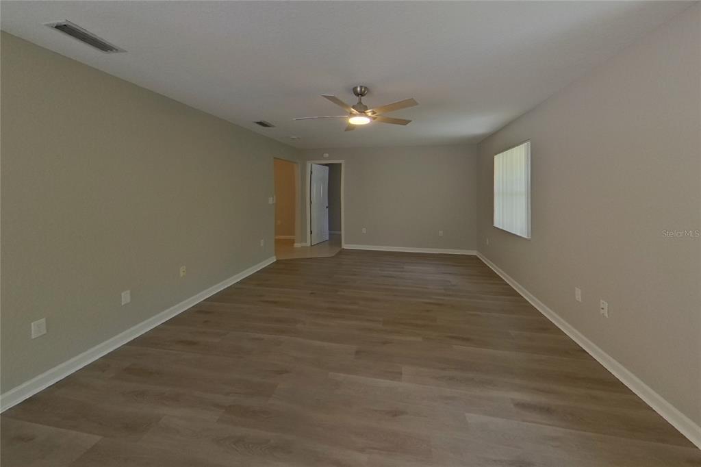 14980 CROWN DRIVE, LARGO, FL — photo 5 of 22