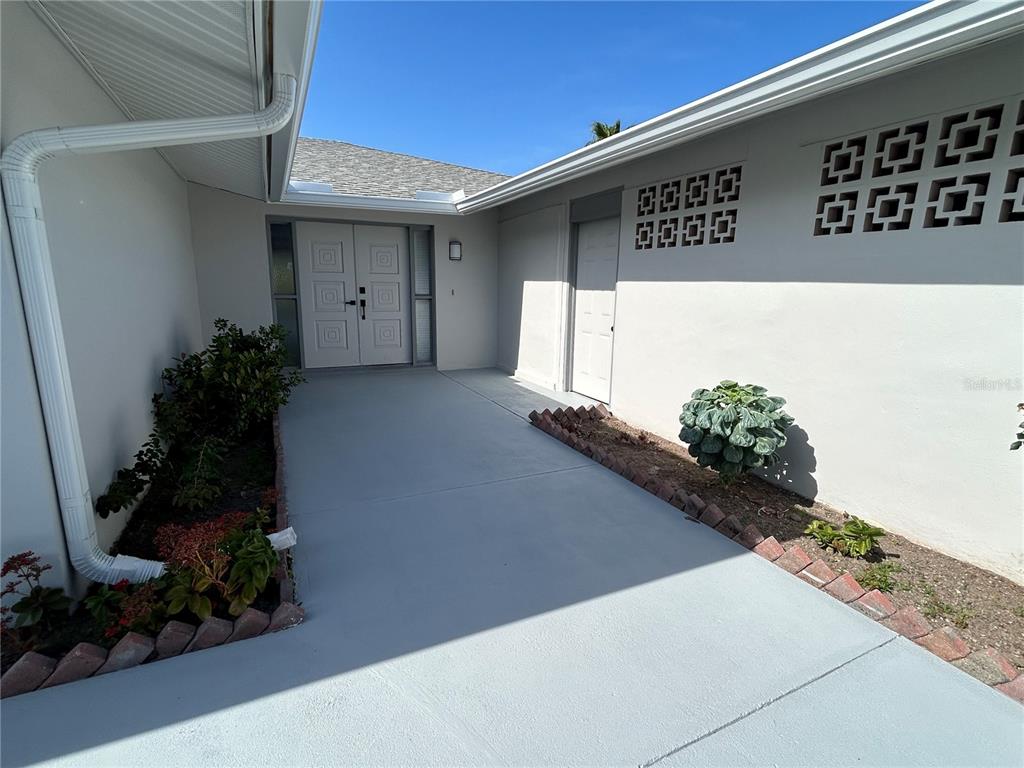 9 CASTLE COURT, PALM COAST, FL — photo 4 of 30