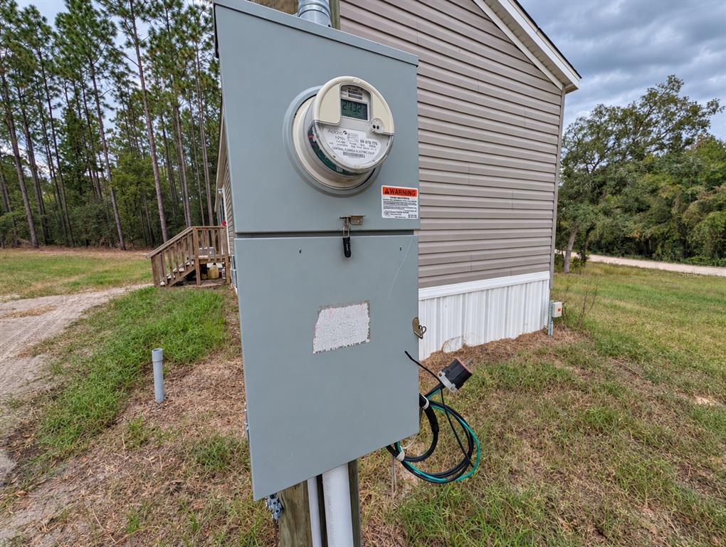 6038 NW 17TH COURT, BELL, FL — photo 5 of 29