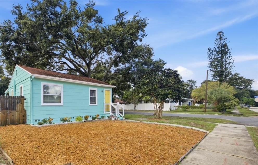 5122 12TH AVENUE S, GULFPORT, FL — photo 4 of 29