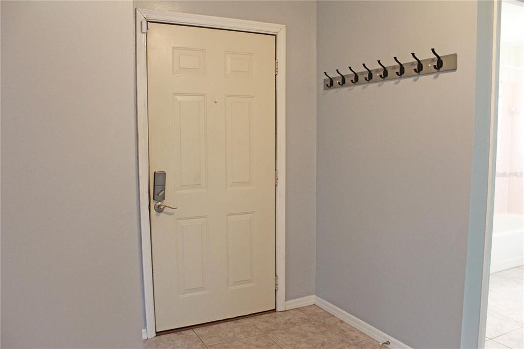 6015 SEAGULL LANE, LAKELAND, FL — photo 4 of 37