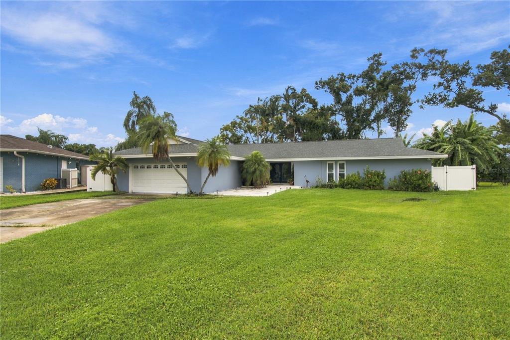 2168 KENT AVENUE, CLEARWATER, FL — photo 2 of 71