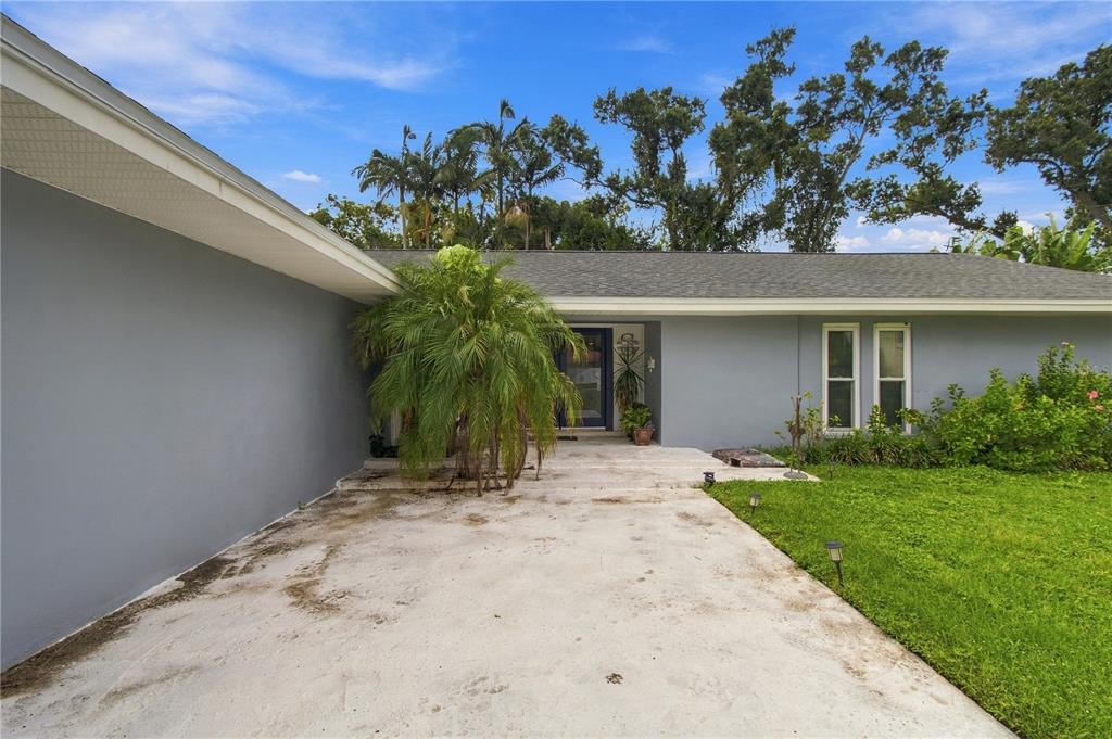 2168 KENT AVENUE, CLEARWATER, FL — photo 3 of 71