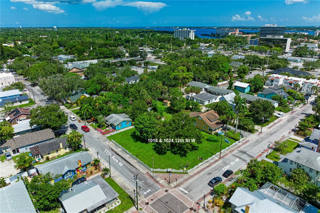 1018 12TH STREET W, BRADENTON, FL — photo 2 of 8
