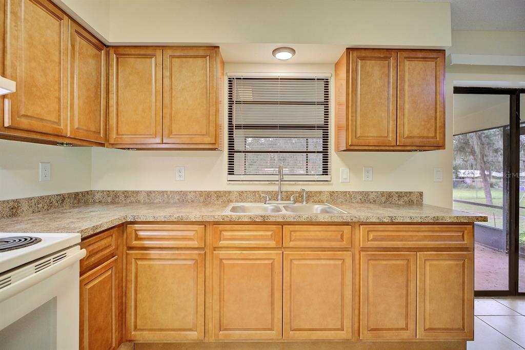 2118+2120 WIGHTMAN AVENUE, SEBRING, FL — photo 4 of 30