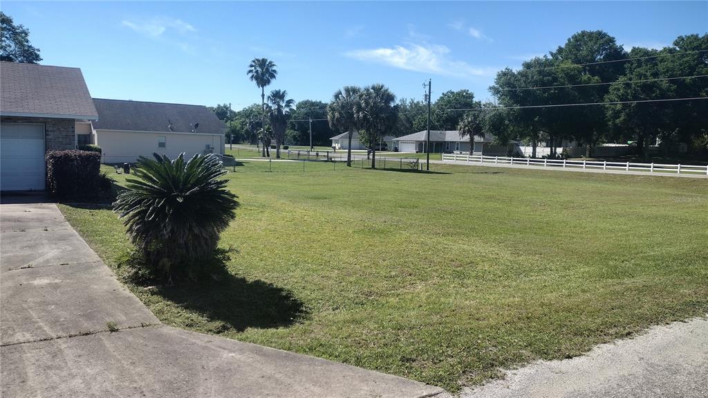 14570 SE 96TH COURT, SUMMERFIELD, FL — photo 3 of 30